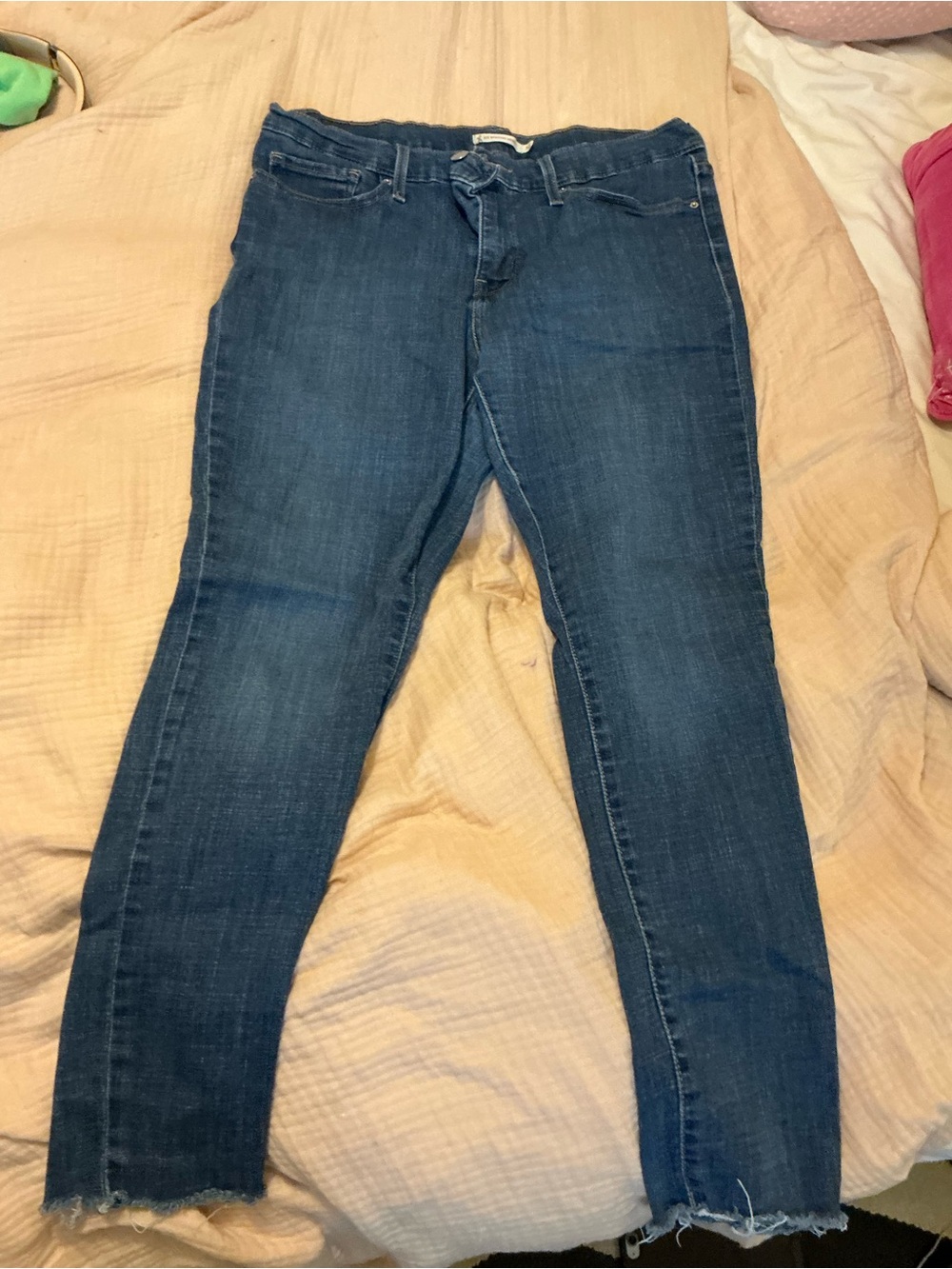 Levi's Women's Skinny Jeans in Dark Indigo